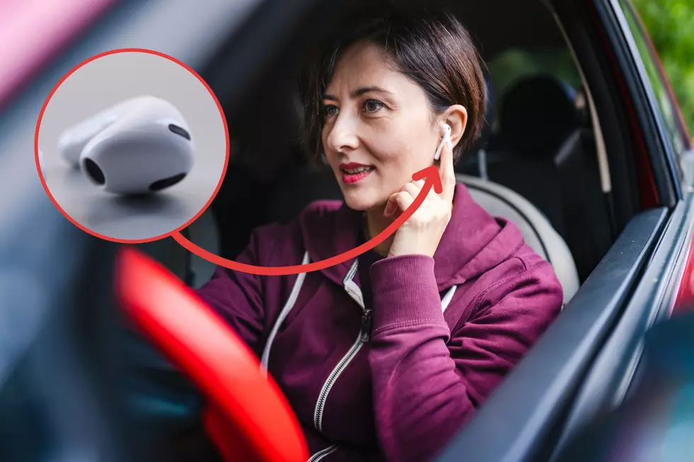 Michigan Drivers Wearing Headphones Is Dangerous, But Is It Illegal?